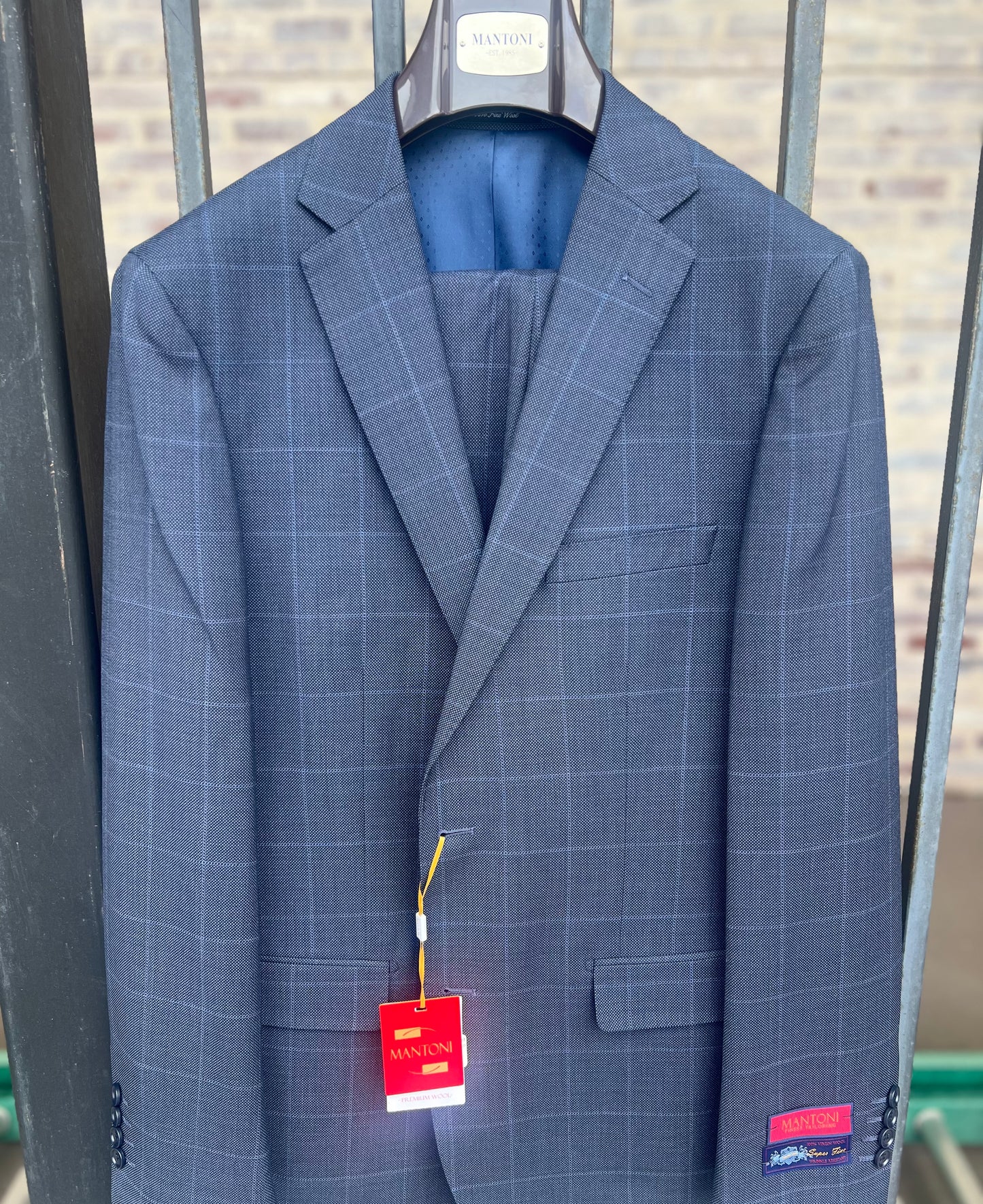 Mantoni Windowpane Suit