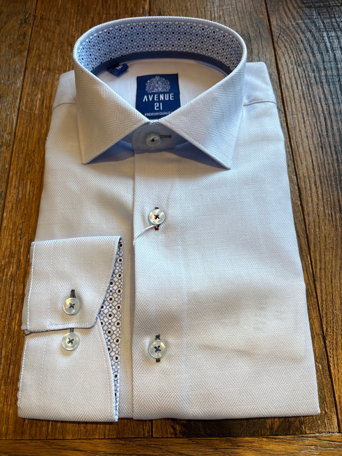 Avenue 21 Sport Shirt