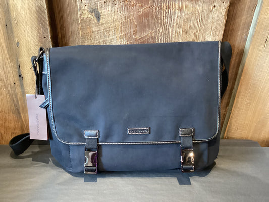 Sloan Messenger Bag