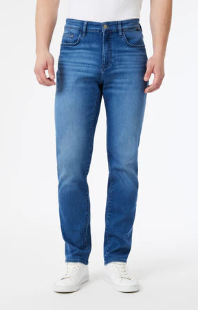 Steve Athletic Fit Jeans